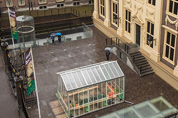 Museumstukken van topchefs op het bord in het Mauritshuis